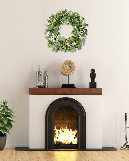 18" White Berries Artificial Eucalyptus Boxwood Leaf Mix Wreath