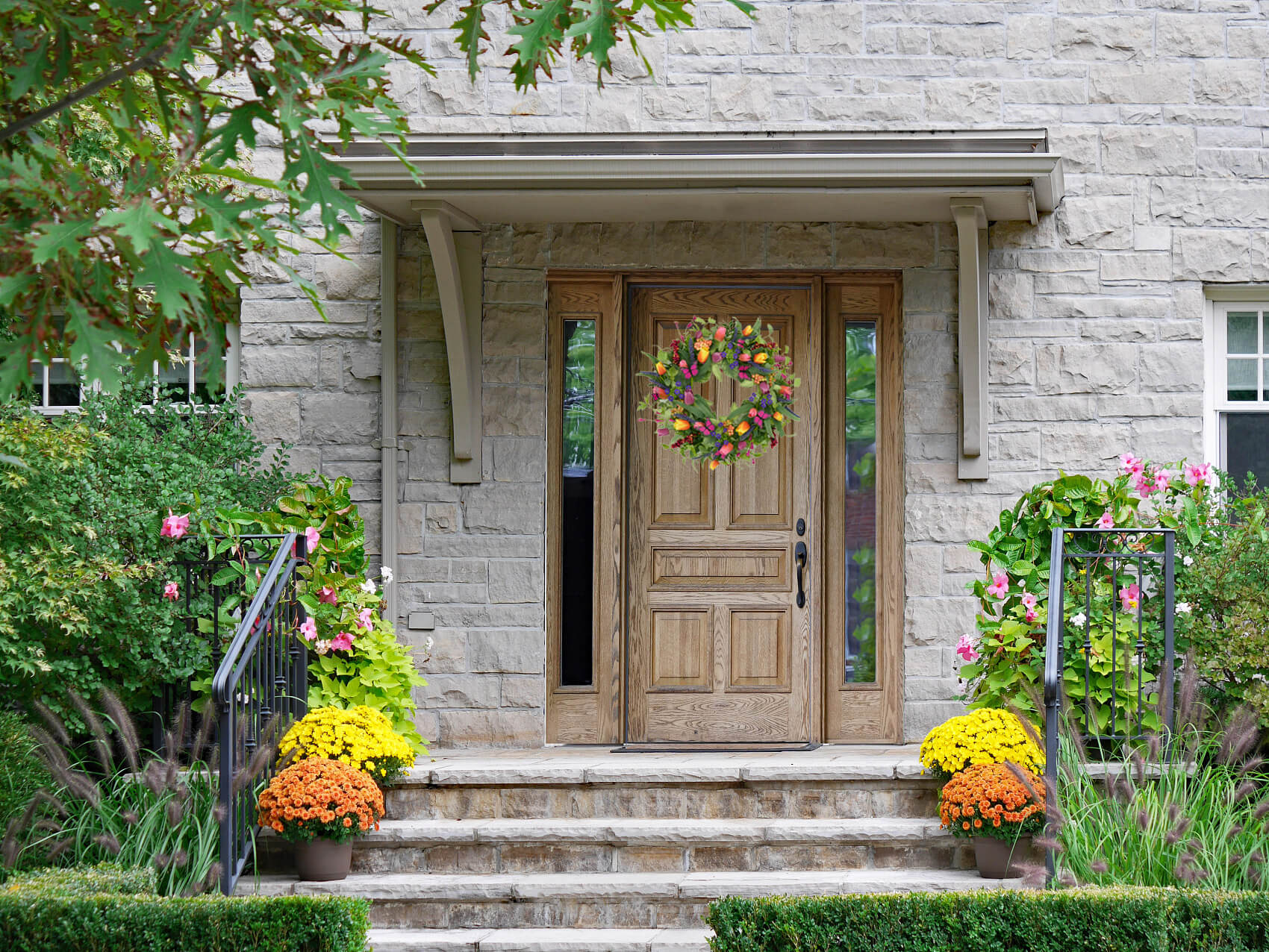 The Spring Blossom Wreath | 22" Artificial Mixed Tulip Front Door Wreath